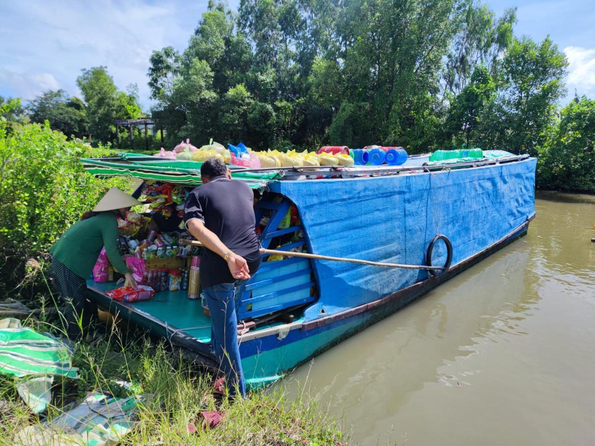 Ba Ngoai Homestay Cà Mau Exterior foto